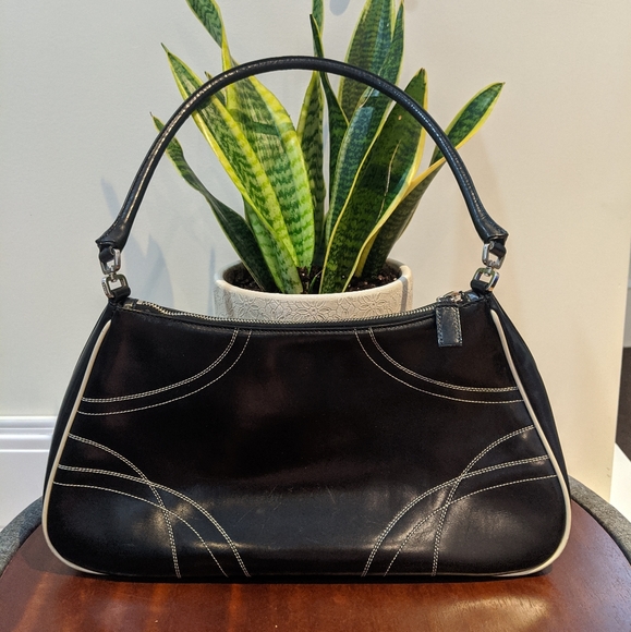 Authentic Prada Bag - Picture 12 of 13